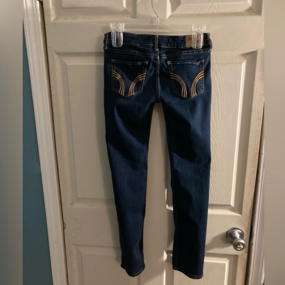 Hollister Dark Indigo Low Rise Straight Leg Jeans. Size w26 L 31.. size 3 - Picture 9 of 10